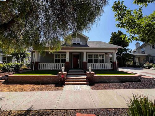 2344 Treadwell St, Livermore, CA, 94550-7353 | Card Image