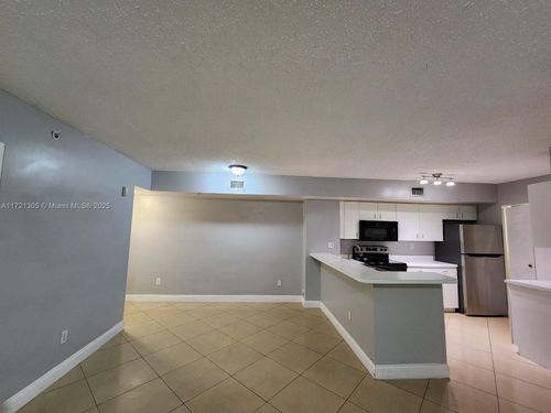 apt-129-2600 S University Dr, Davie, FL, 33328-1464 | Card Image