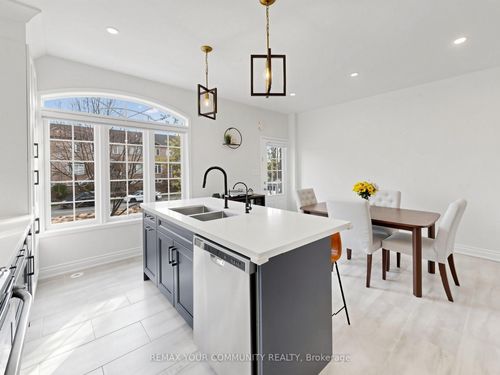 2327 Sutton Dr, Burlington, ON, L7L6Y9 | Card Image