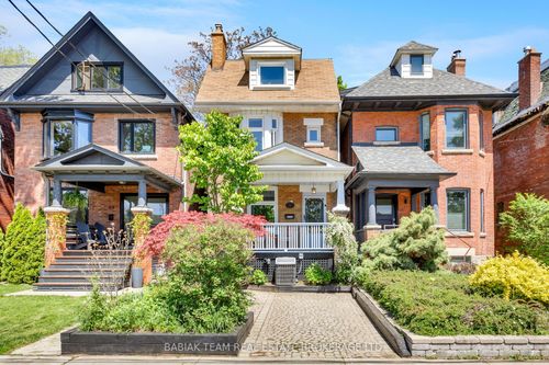 82 Howard Park Avenue, Toronto, ON, M6R1V6 | Card Image