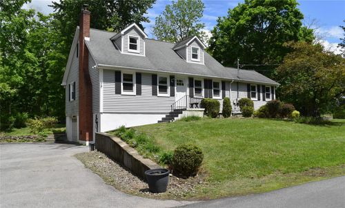 101 Sunrise Hill Rd, Fishkill, NY, 12524-2446 | Card Image