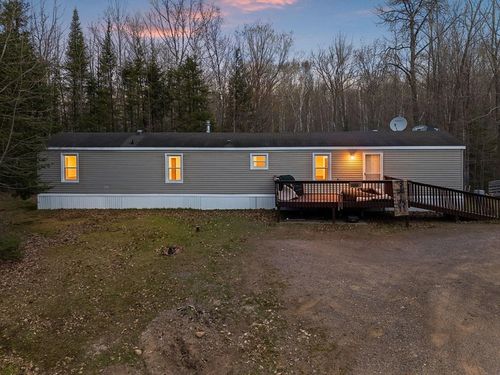 15110 Otto Ln, Mountain, WI, 54149-9450 | Card Image
