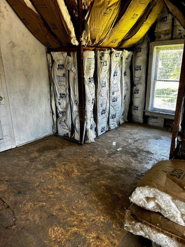 Upstairs Bedroom | Image 8