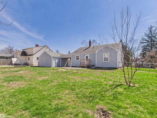 211 W Golf Avenue, Ottumwa, IA, 52501 | Card Image