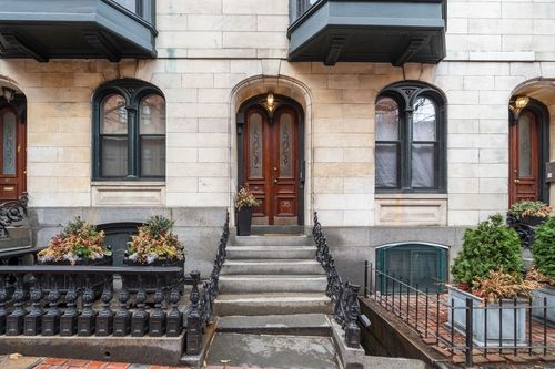 4-35 Hancock St., Boston, MA, 02114 | Card Image