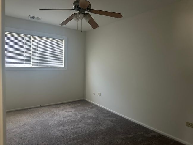 547 Vail Ct, Townhouse with 3 bedrooms, 1 bathrooms and 1 parking in Wheeling IL | Image 19