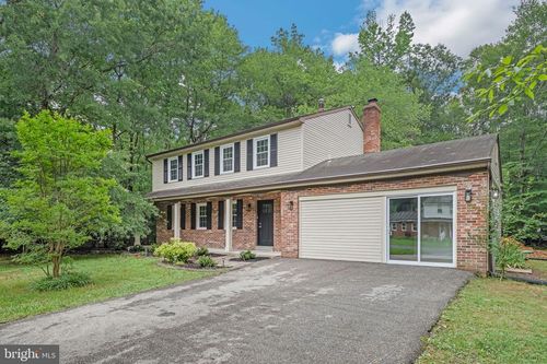 3890 Stoneybrook Rd, WHITE PLAINS, MD, 20695-2637 | Card Image