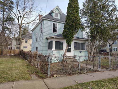 2331 Midland Ave, Syracuse, NY, 13205-1753 | Card Image