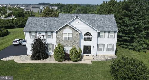 121 W Harvest Dr, New Castle, DE, 19720-5607 | Card Image