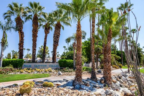 unit-111-5285 E Waverly Dr, Palm Springs, CA, 92264-6118 | Card Image