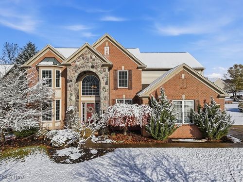 461 Wilson Ct, Sagamore Hills, OH, 44067-3263 | Card Image