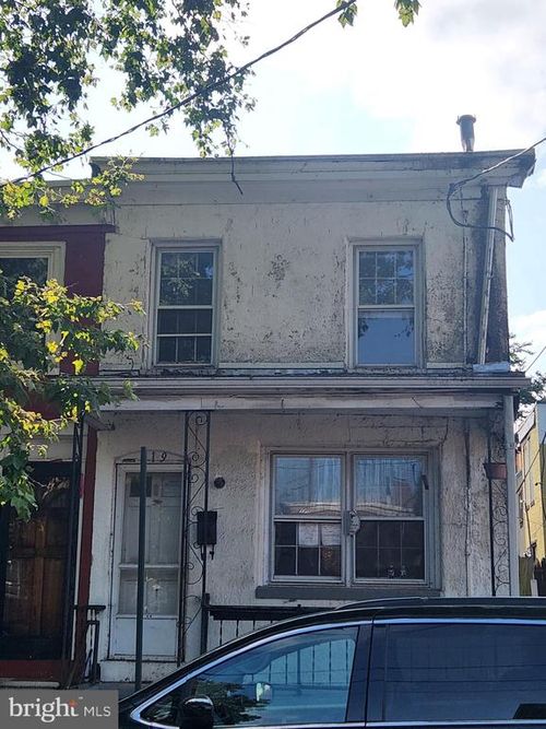 719 N Locust St, WILMINGTON, DE, 19801-4331 | Card Image