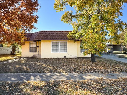 1403 Liggett St, Cisco, TX, 76437-2817 | Card Image