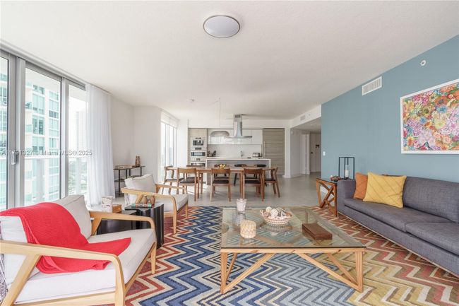 UNIT-1101 - 300 Sunny Isles Blvd, Condo with 3 bedrooms, 4 bathrooms and null parking in Sunny Isles Beach FL | Image 8