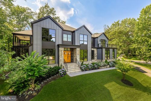 1216 Earnestine St, Mclean, VA, 22101-2645 | Card Image