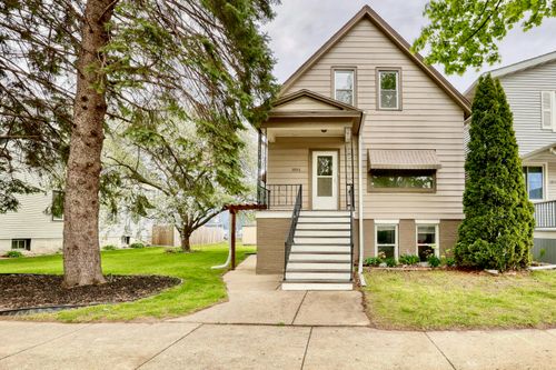 3846 E Pulaski Ave, Cudahy, WI, 53110-1929 | Card Image