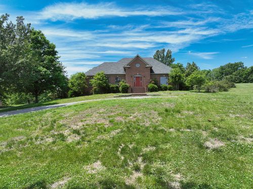 795 New Shackle Island Rd, Hendersonville, TN, 37075-8806 | Card Image