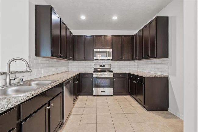 10 Garden Ridge Ct, House other with 4 bedrooms, 3 bathrooms and 2 parking in Manvel TX | Image 7