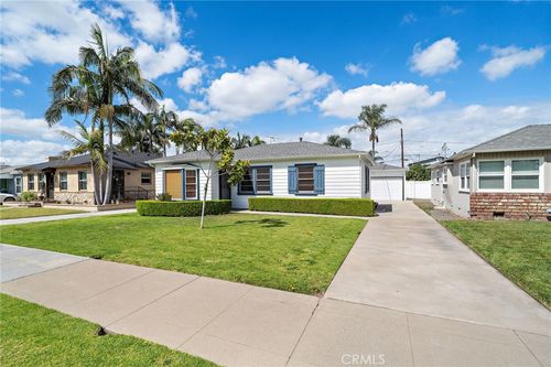 834 N Grand St, Orange, CA, 92867-6814 | Card Image