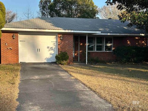 1 Yupon Cir, Foley, AL, 36535-2052 | Card Image