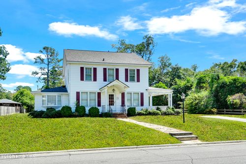 1511 Church St, Scotland Neck, NC, 27874-1338 | Card Image