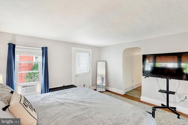 70 N Main St, House other with 3 bedrooms, 2 bathrooms and null parking in SPRING GROVE PA | Image 19