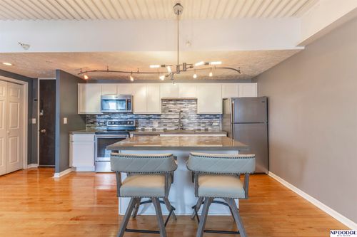 105 N 31st Ave, Omaha, NE, 68131-2940 | Card Image