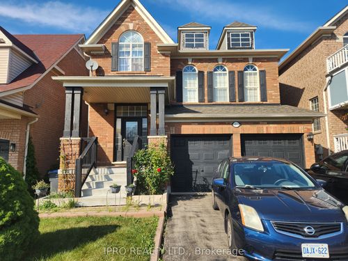 5853 Whitehorn Ave, Mississauga, ON, L5V2W7 | Card Image