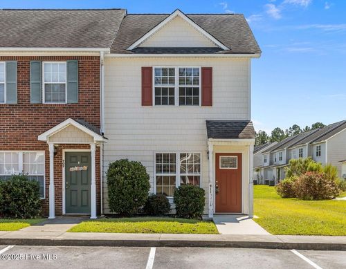 911 Springwood Dr, Jacksonville, NC, 28546-9656 | Card Image