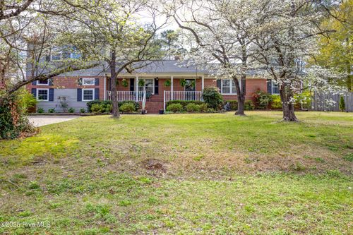 211 Edgewood Dr, Clinton, NC, 28328-3903 | Card Image