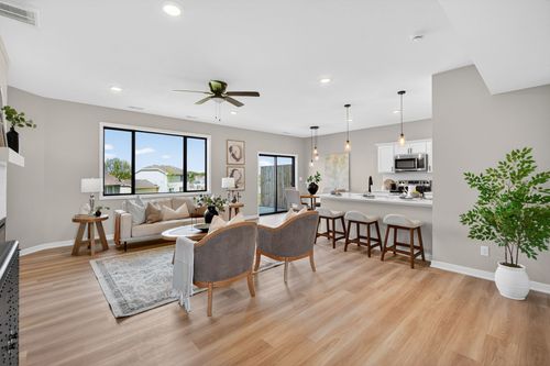 67-7000 Lake Ridge Ave, Des Moines, IA, 50320 | Card Image