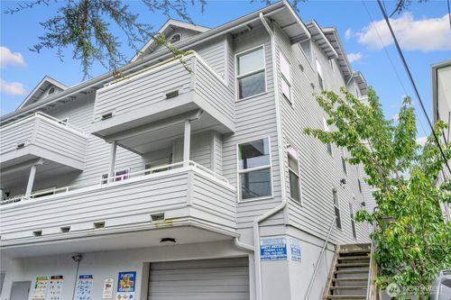 103-3435 California Ave Sw, Seattle, WA, 98116-3372 | Card Image
