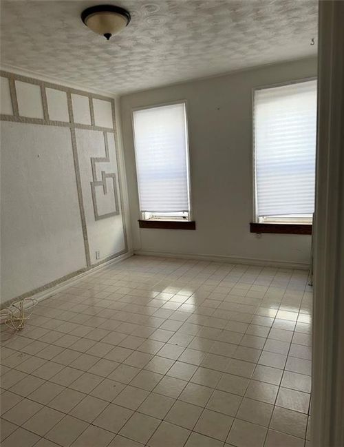 2b-6314 24th Avenue, Bensonhurst, NY, 11204 | Card Image