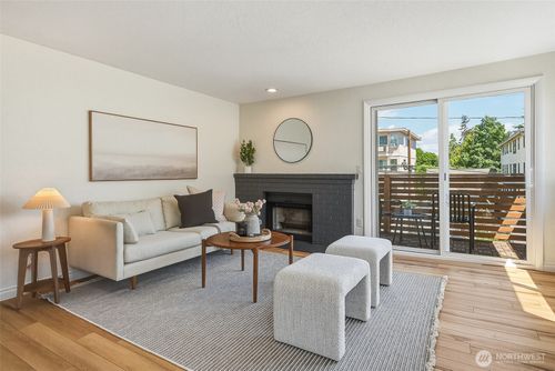 4-6513 24th Ave Nw, Seattle, WA, 98117-5806 | Card Image