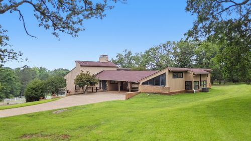 13610 County Road 283 N, Whitehouse, TX, 75791-6012 | Card Image