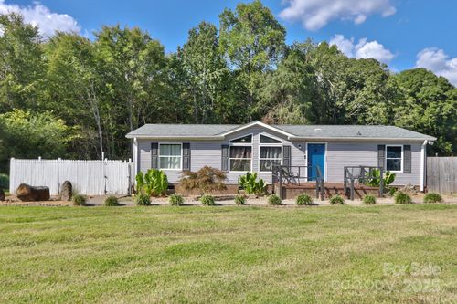 112 Courtney Rd, Mocksville, NC, 27028-6200 | Card Image