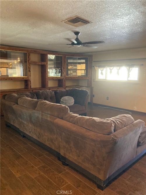 1201 E Elizabeth St, Barstow, CA, 92311-4013 | Card Image