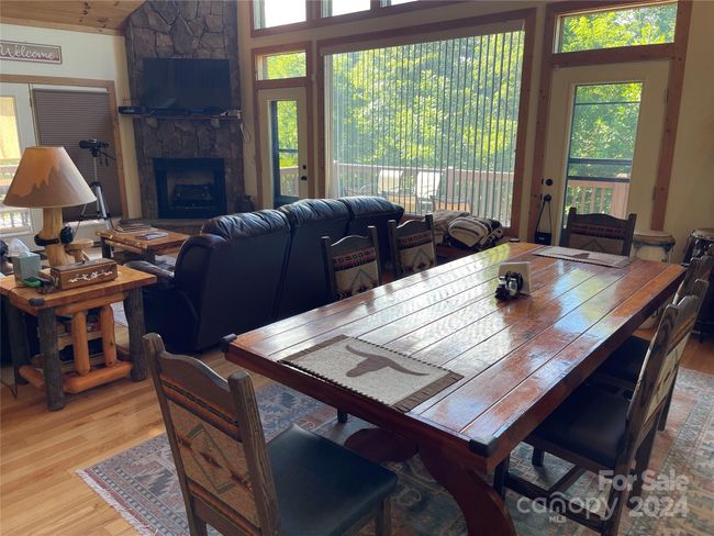90 Twin Oaks Est, House other with 2 bedrooms, 3 bathrooms and null parking in Sylva NC | Image 11