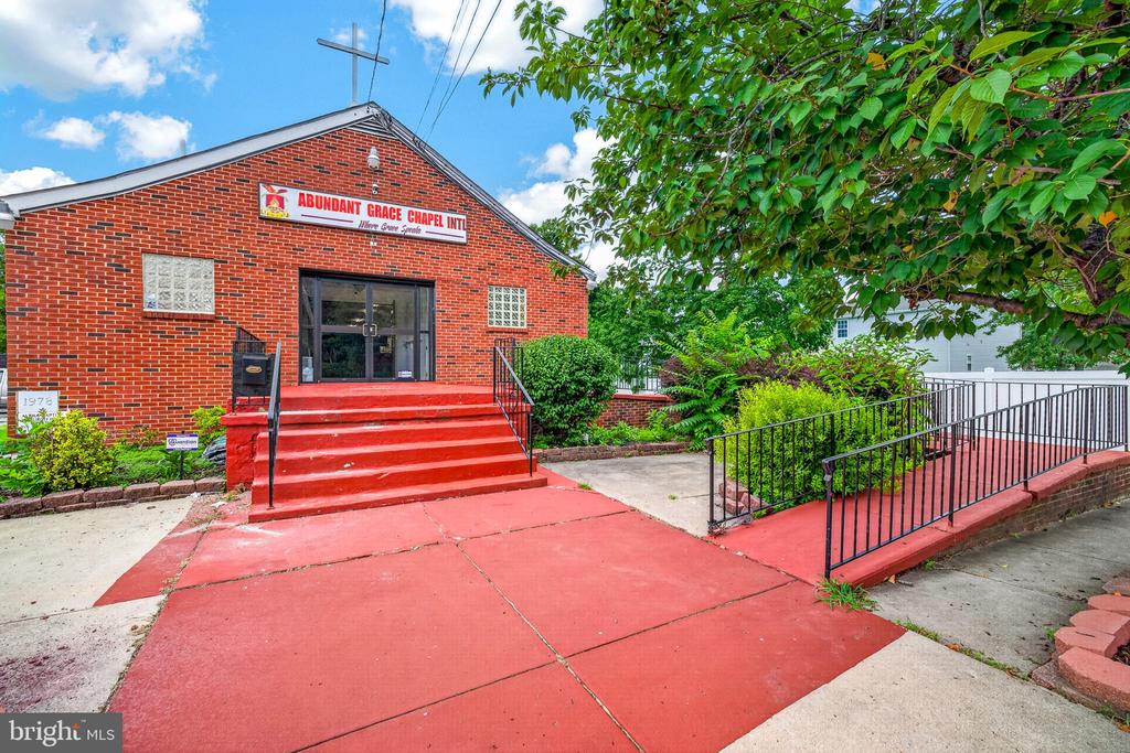 Commercial Sale in WILMINGTON 4