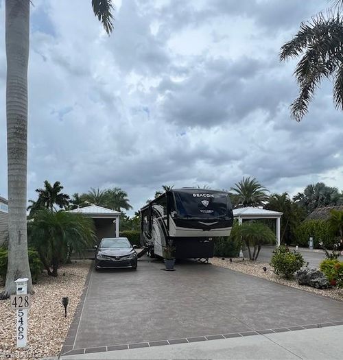 5465 Cypress Trail Resort Cir, Fort Myers, FL, 33905 | Card Image