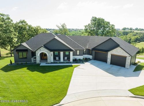 922 Hickory Ct, Jefferson City, MO, 65101-7739 | Card Image