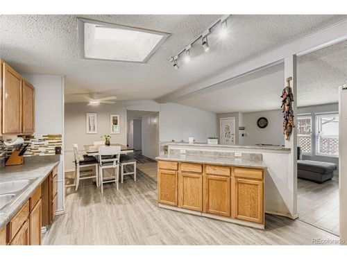 5540 Vallejo St, Denver, CO, 80221-1448 | Card Image