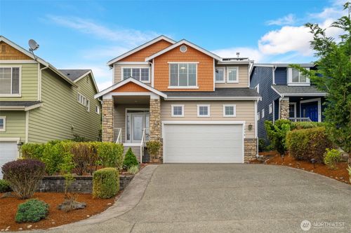 1338 Beacon Way S, Renton, WA, 98057-6050 | Card Image