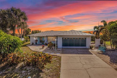 137 Bedford Dr Ne, PORT CHARLOTTE, FL, 33952-8106 | Card Image
