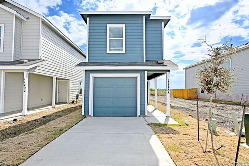 11788 Bluebell Rdg, Converse, TX, 78109-4389 | Card Image