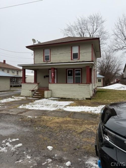 109 Spring Ave, Watertown, NY, 13601-4677 | Card Image