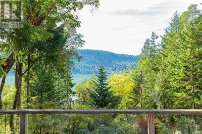 117 Fairway Dr, House other with 3 bedrooms, 4 bathrooms and 5 parking in Salt Spring Island BC | Image 3