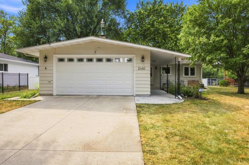 2410 Evergreen Road N, Fargo, ND, 58102 | Card Image