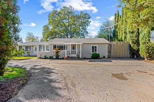 10395 Santa Teresa Blvd, Gilroy, CA, 95020-9310 | Card Image