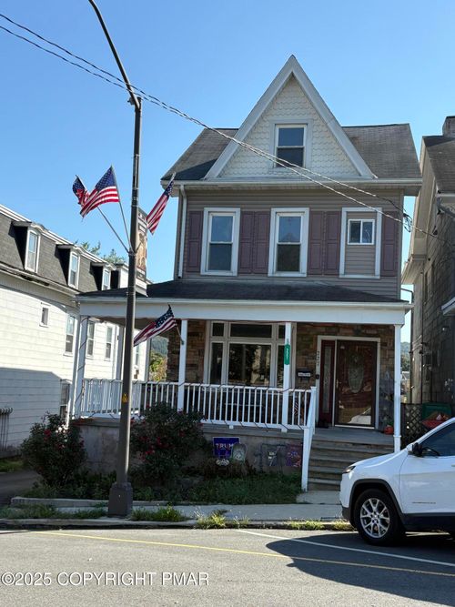 227 South St, Lehightn Boro, PA, 18235-2038 | Card Image